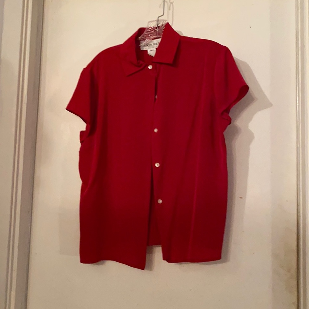 Women’s button up